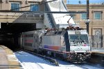 Inbound commuter shoves east into the station